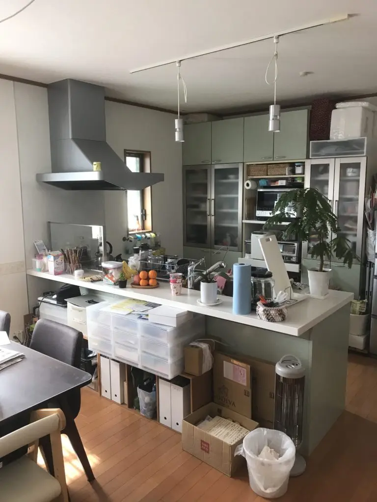 使いやすい収納付き対面キッチン！暮らしをより良くするアイデア丨福岡市のリフォーム会社の株式会社エコテックス